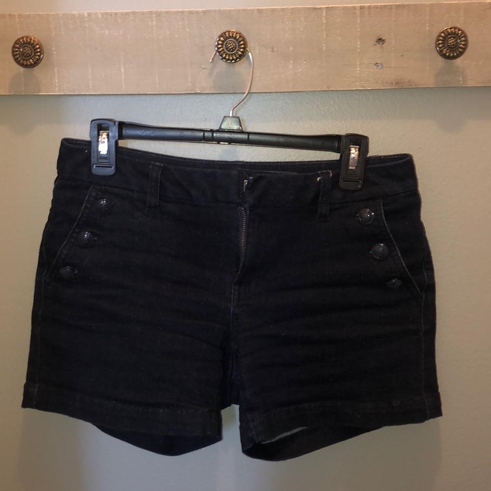Like New Tommy Hilfiger shorts size 2